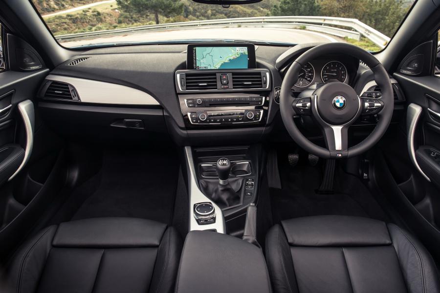  BMW M235i Convertible 2015 года  (UK) (фото 13 из 13)